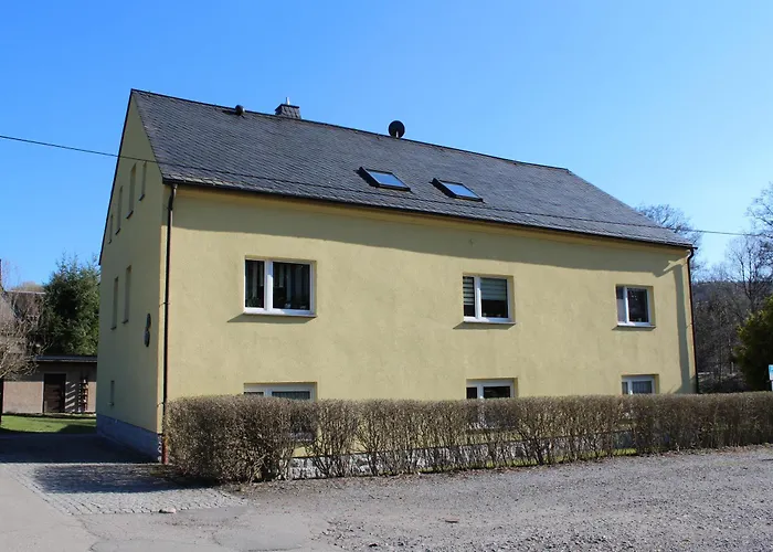 Daire Czermak Neuwelt